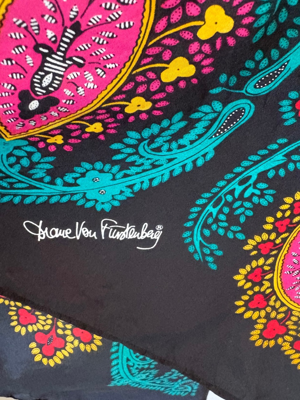 Diane Von Furstenberg Vintage Silk Scarf - Picture 6 of 11